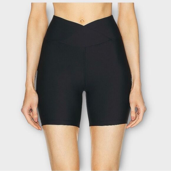 YEAR OF OURS V Waist Biker Short in Black Women’s Size XS NWT - Picture 1 of 6